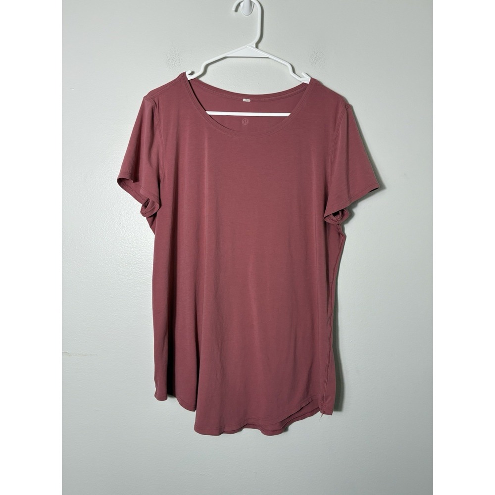 Lululemon Short Sleeve T-shirt Womens Sz 12 Pink Breathable Lightweight Active